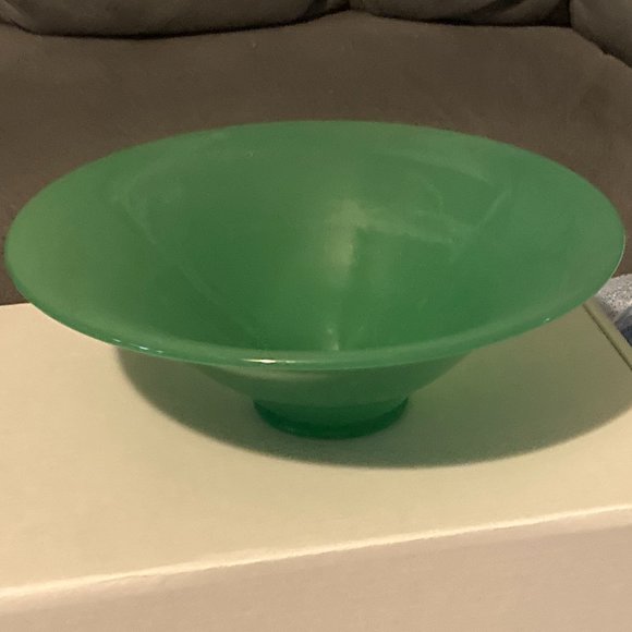 1930's Jadeite Green Art Glass Console Bowl-Stevens & Williams-9.5"W-3.25" H-EUC - Picture 6 of 8